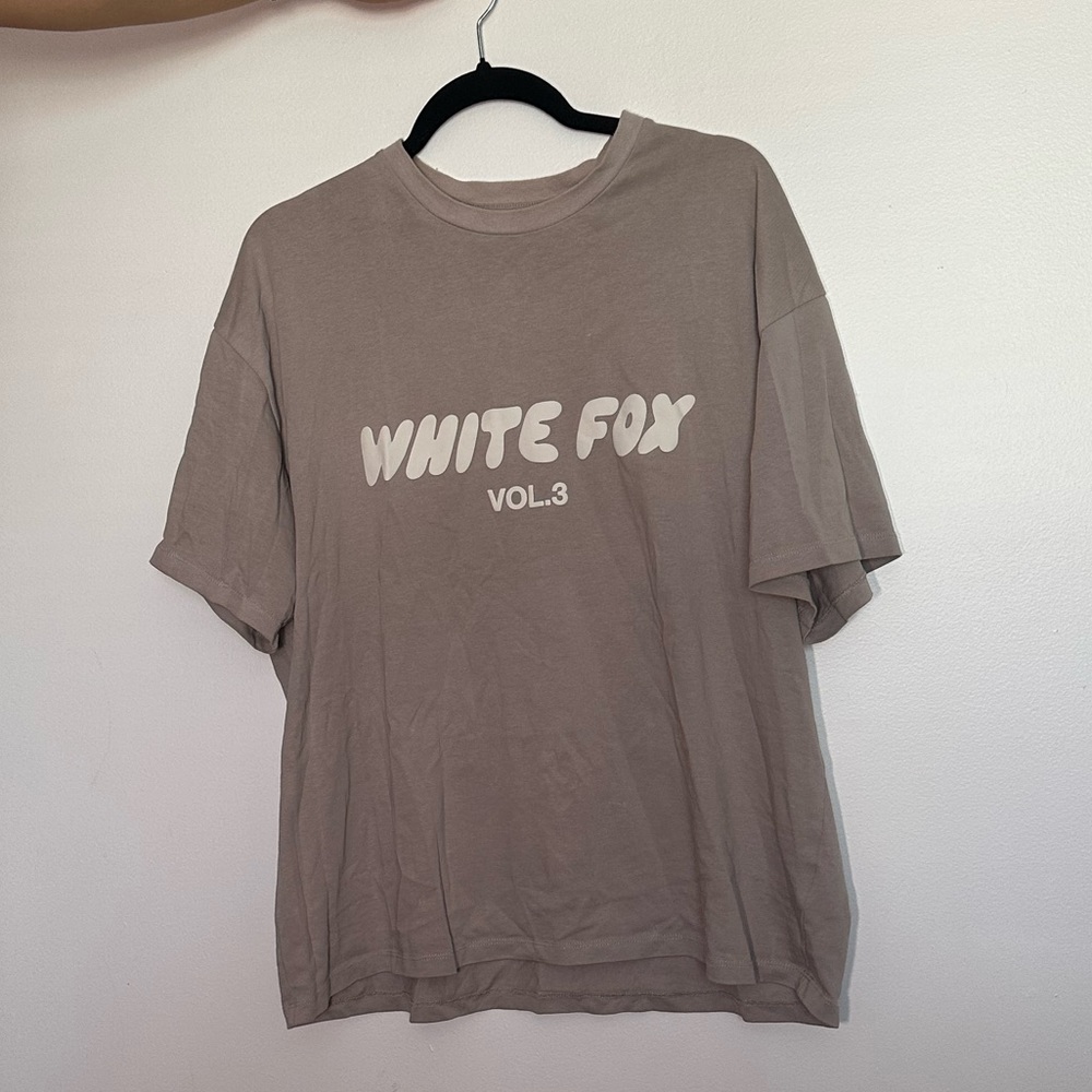 WHITE FOX | T-SHIRT LOOSEFITTED | Color: Moon/Tan| Size: M/L